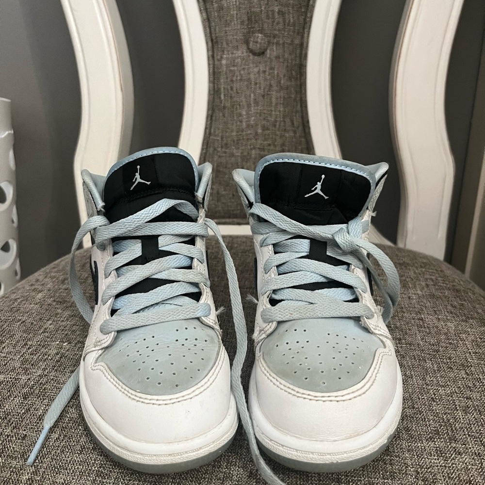Nike air Jordan high top sneakers